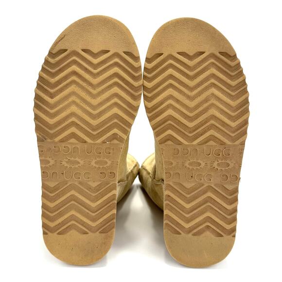 UGG Australia Classic Short Winter Boot Sz 8 Leather Wool Cold Weather Mid-Calf - Picture 8 of 9